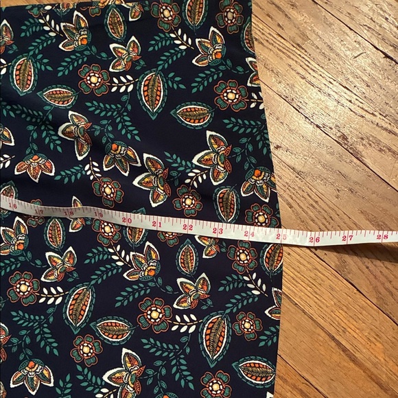 Molly Bracken Navy and Teal Floral Blouse - Picture 10 of 11